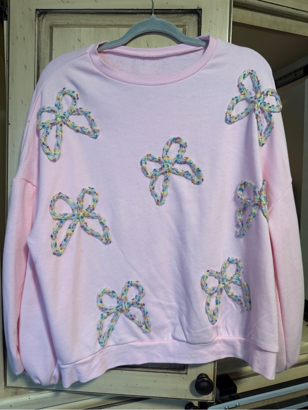 Women's Pink Embroidered Bow Sweatshirt